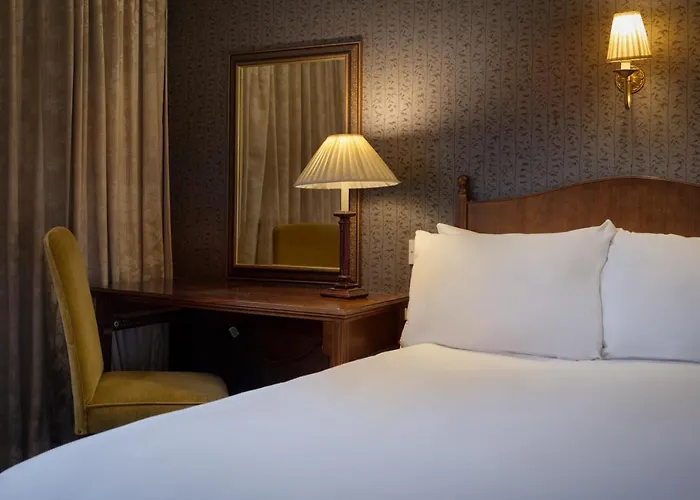 Winchester Wessex Hotel By Sunday